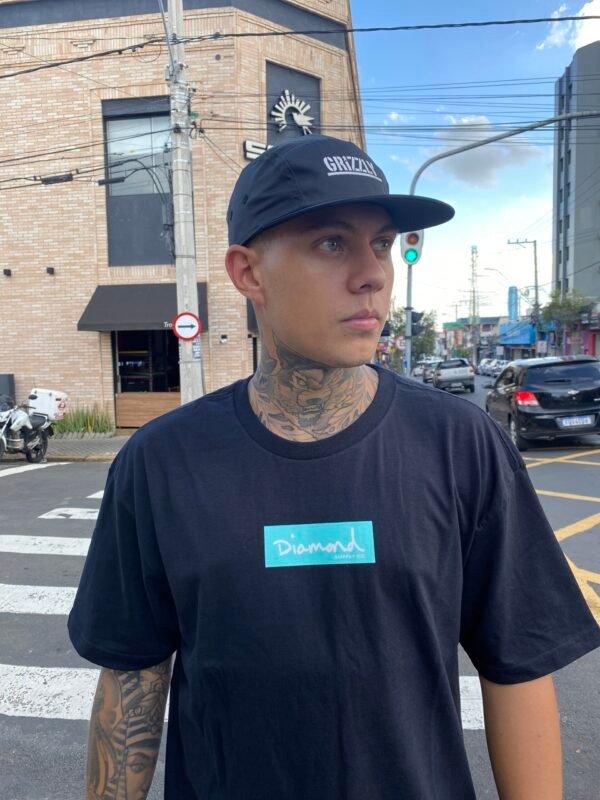 CAMISETA DIAMOND OG SCRIPT - Imagem 3