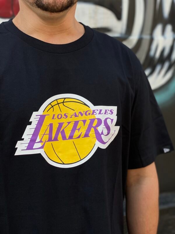 CAMISETA NEW ERA NBA LOSLAK PRETO - Imagem 2