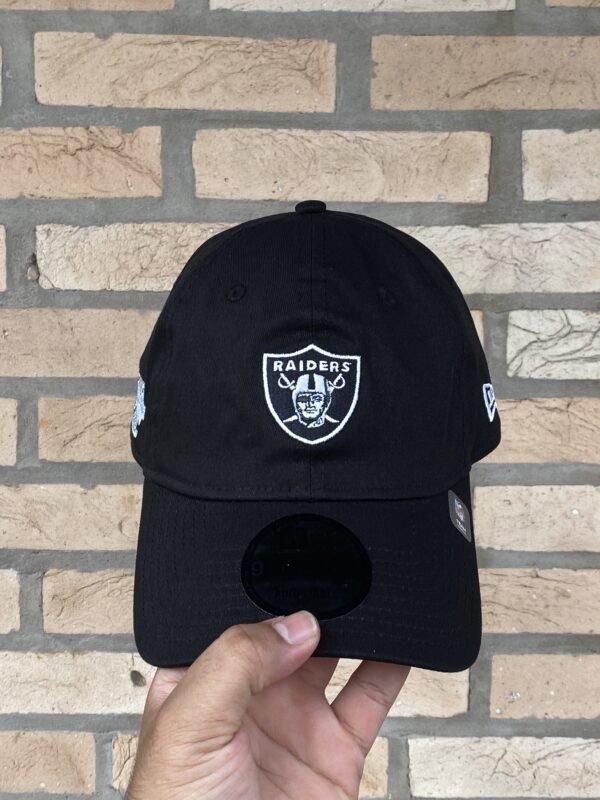 BONÉ NEW ERA DAD HAT RAIDERS BLK PRETO - Imagem 2