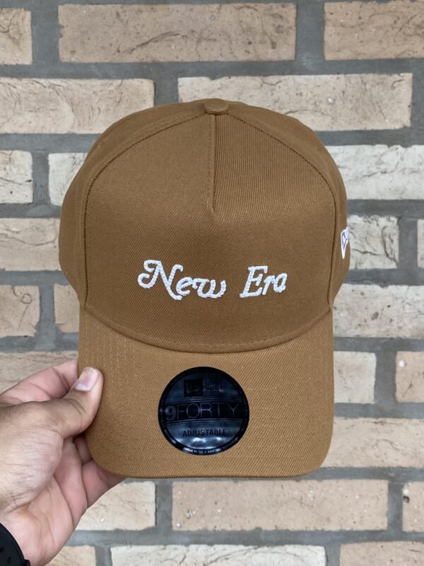 BONÉ ABA CURVA NEW ERA CLASSIC KAKI - Imagem 3