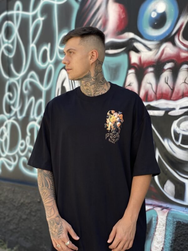 CAMISETA OVERSIZED BLUNT PERCEPTION PRETO - Image 2