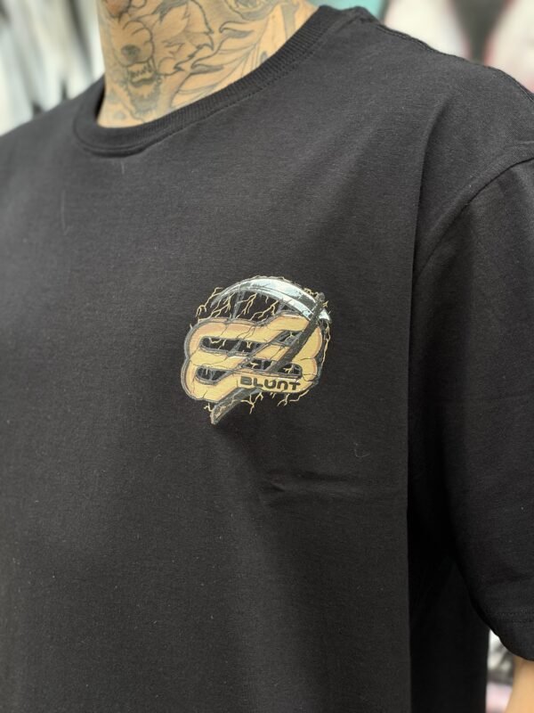 CAMISETA BLUNT GRIMSTARE PRETO - Imagem 3