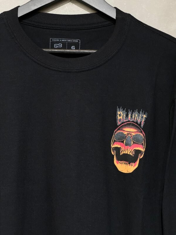 CAMISETA ML BLUNT FIRE SKULL PRETO - Imagem 3
