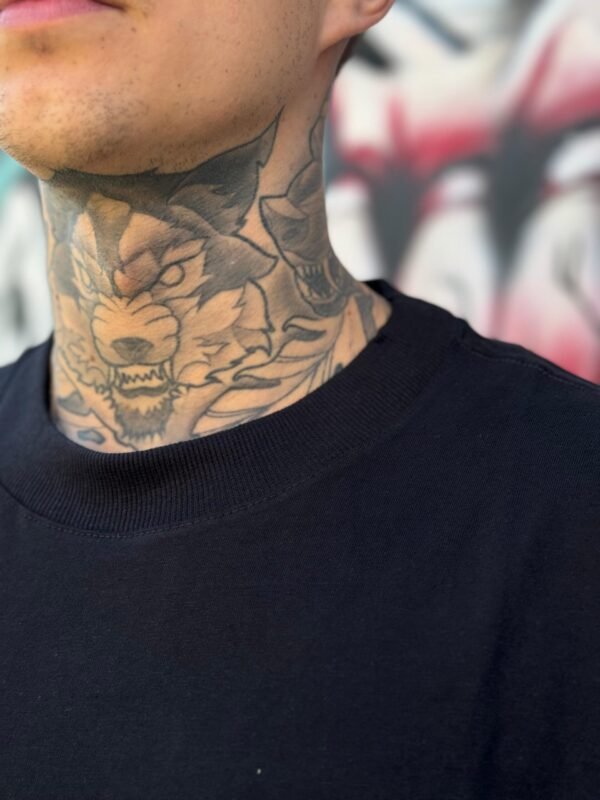 CAMISETA ML BLUNT ALLIGRAPHY PRETO - Imagem 5