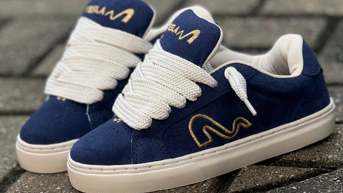 TESLA HERTZ NAVY GOLD - Loja Loko