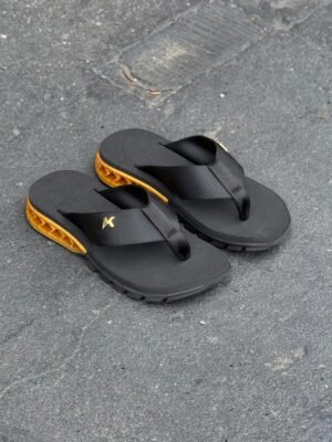 CHINELO KENNER RAKKA PRETO DOURADO