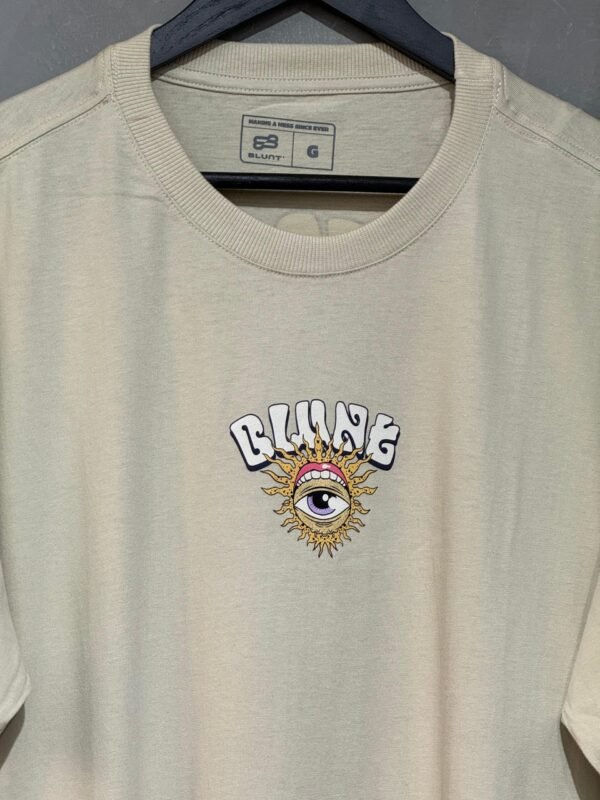 Camiseta Blunt Wonderland Bege - Imagem 3