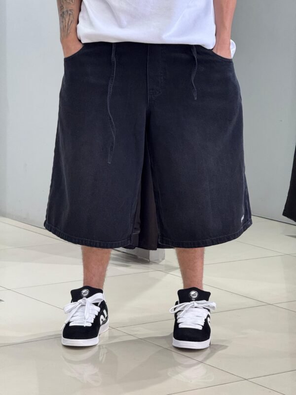 Bermuda Baggy "Jorts" Loko Jeans Dark Stoned - Imagem 7