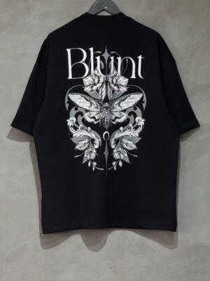 Camiseta Oversized Blunt Nocturna Preto