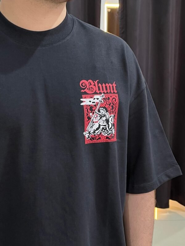 Camiseta Oversized Blunt Gambit Preto - Imagem 6