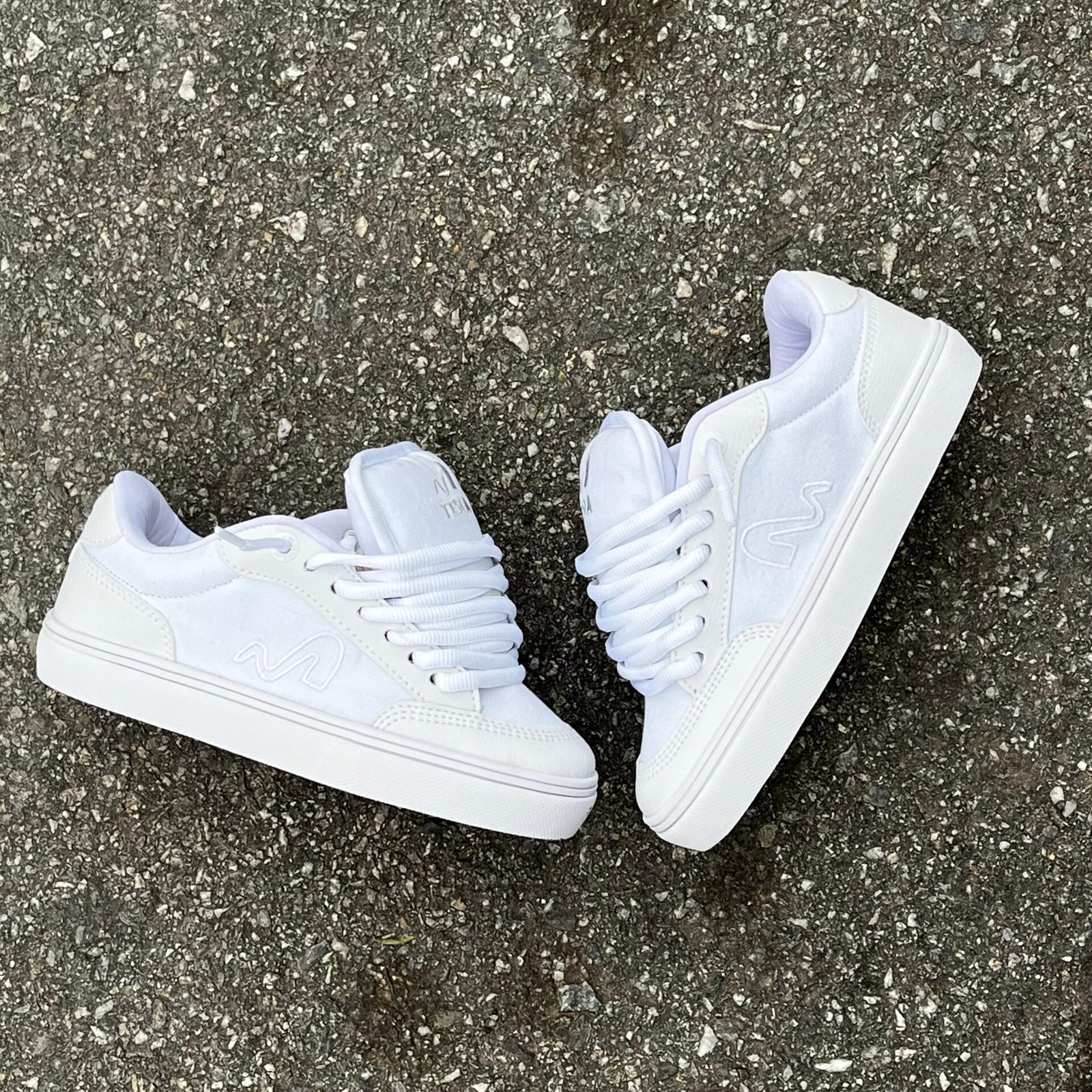 Tênis Tesla Flow All White - Loja Loko