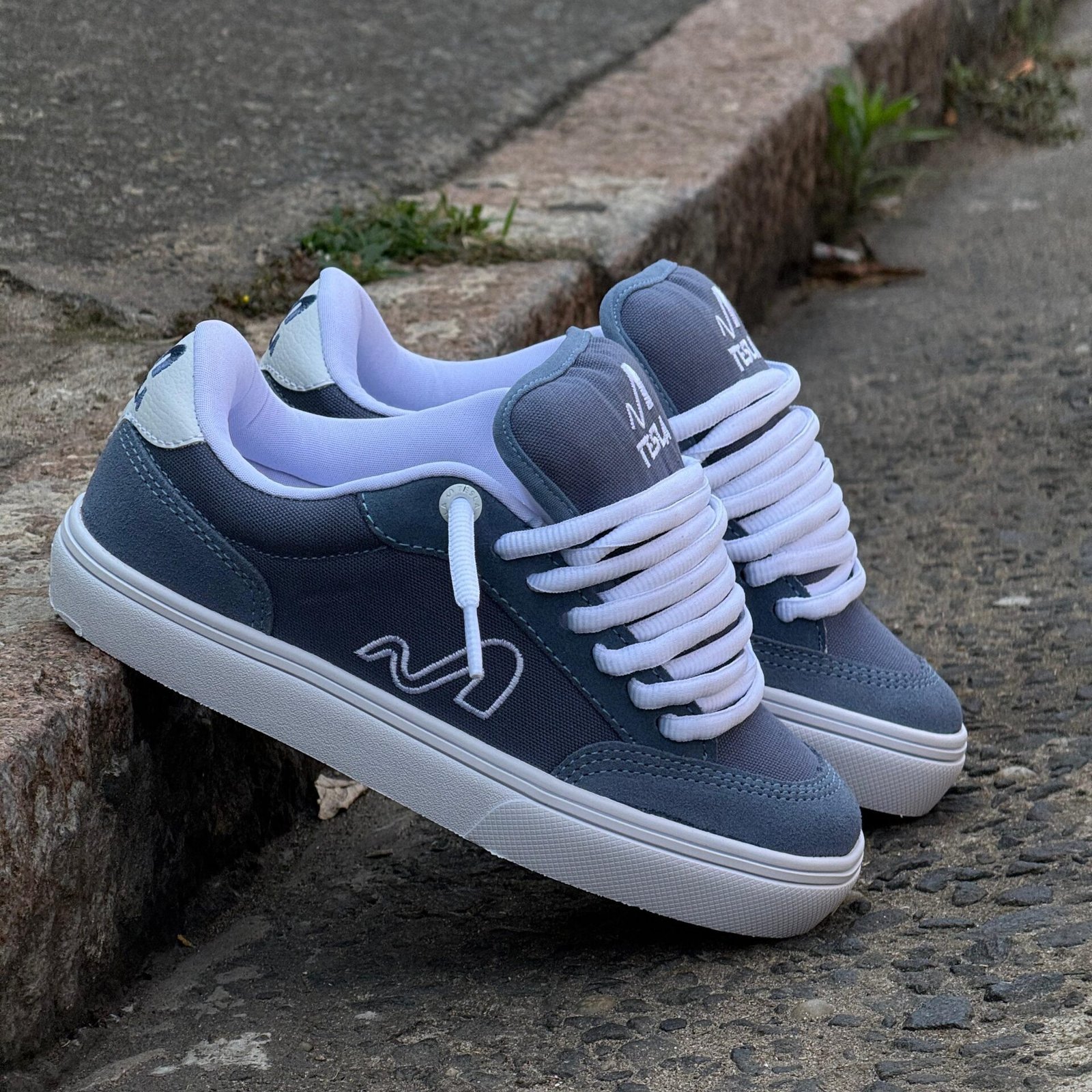 Tênis Tesla Flow Denim - Loja Loko