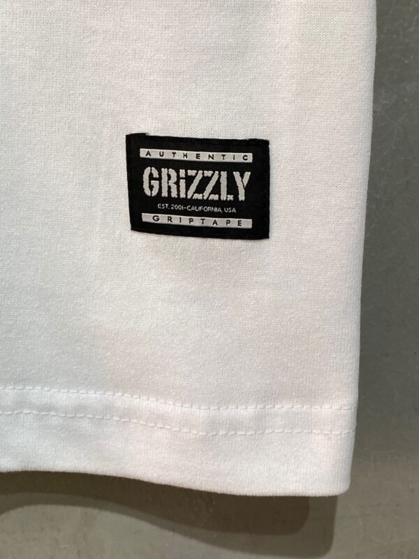 Camiseta Grizzly Red Wood Oversized Branco - Imagem 3
