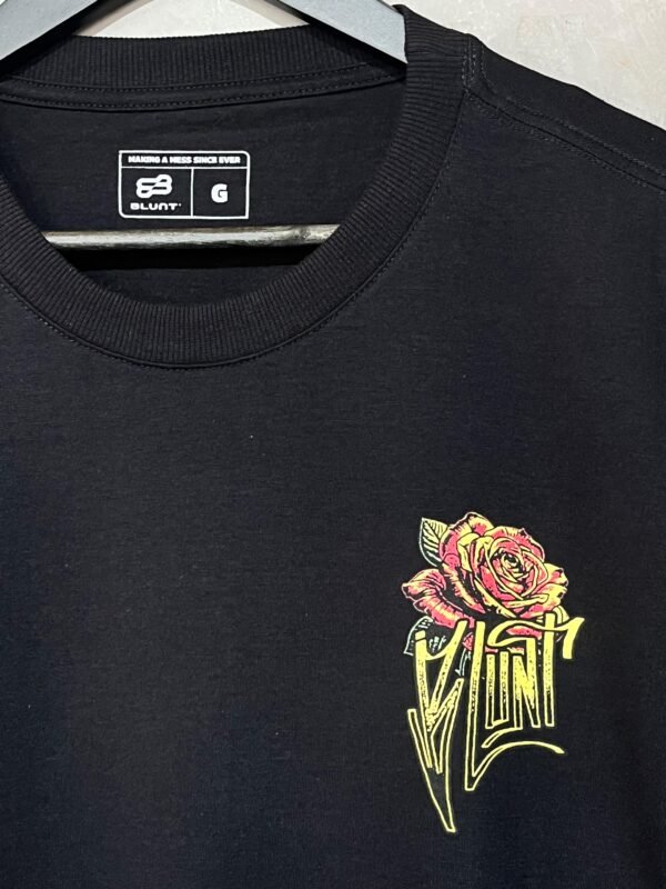 Camiseta Blunt Scorpion Flower Preto - Imagem 2