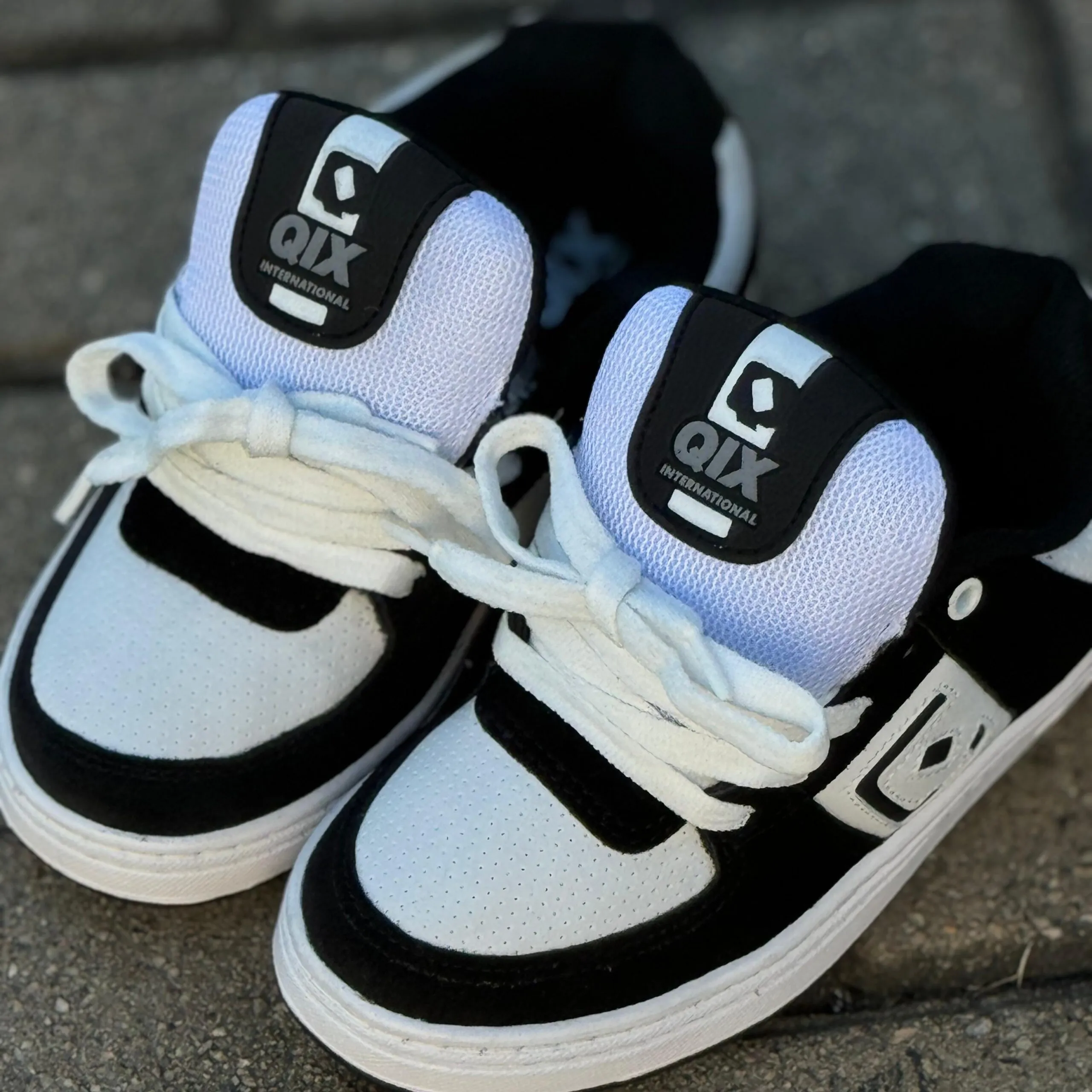 TENIS QIX 90s PRETO BRANCO - Imagem 3