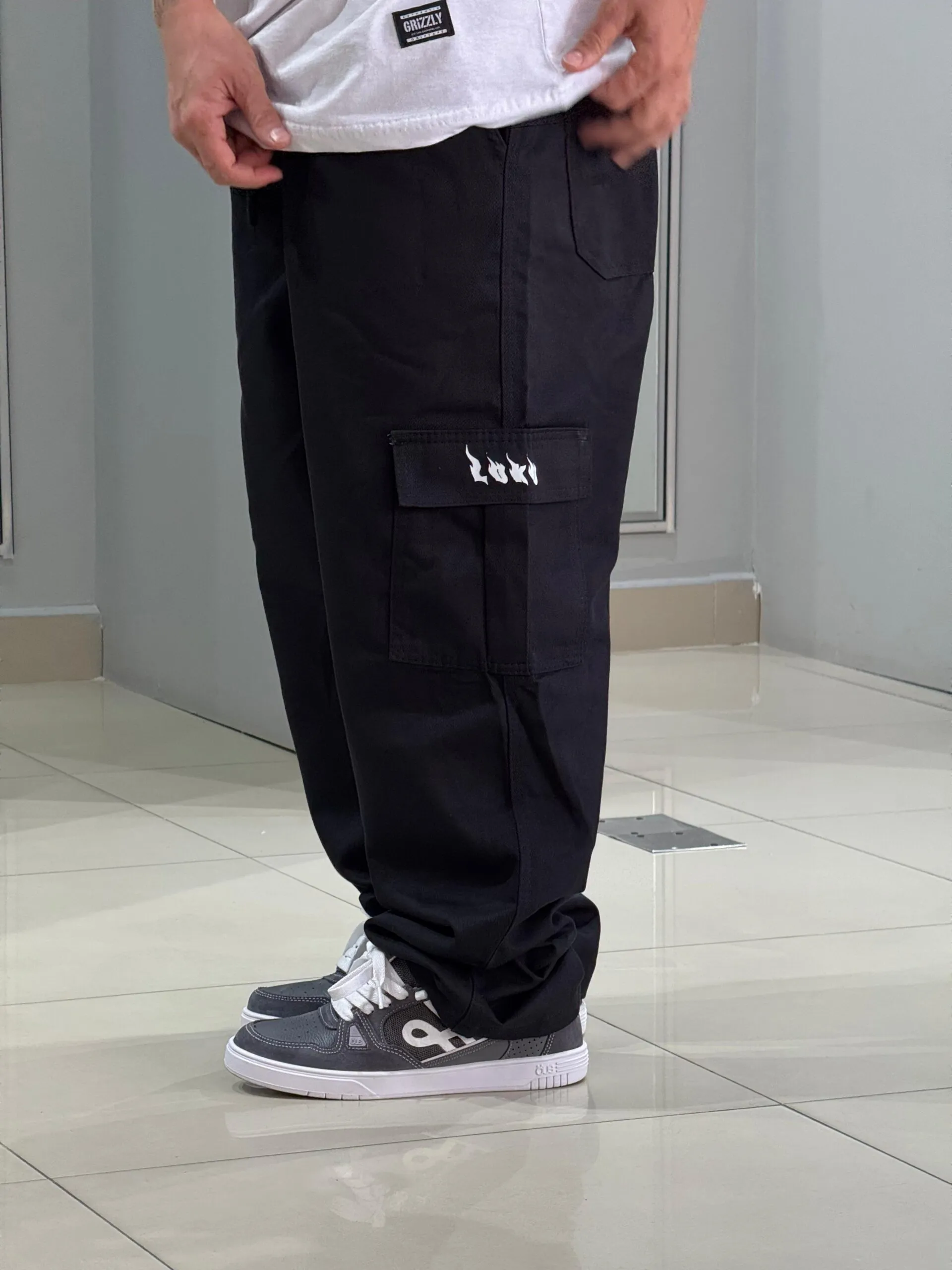 CALÇA CARGO LOKO PRETA - Imagem 2