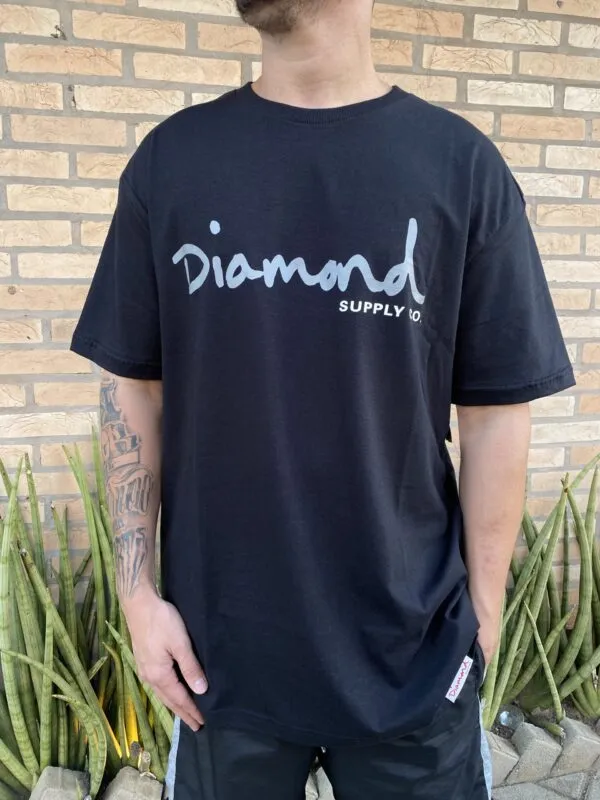 CAMISETA DIAMOND OG SCRIPT TEE LOGO PRETA