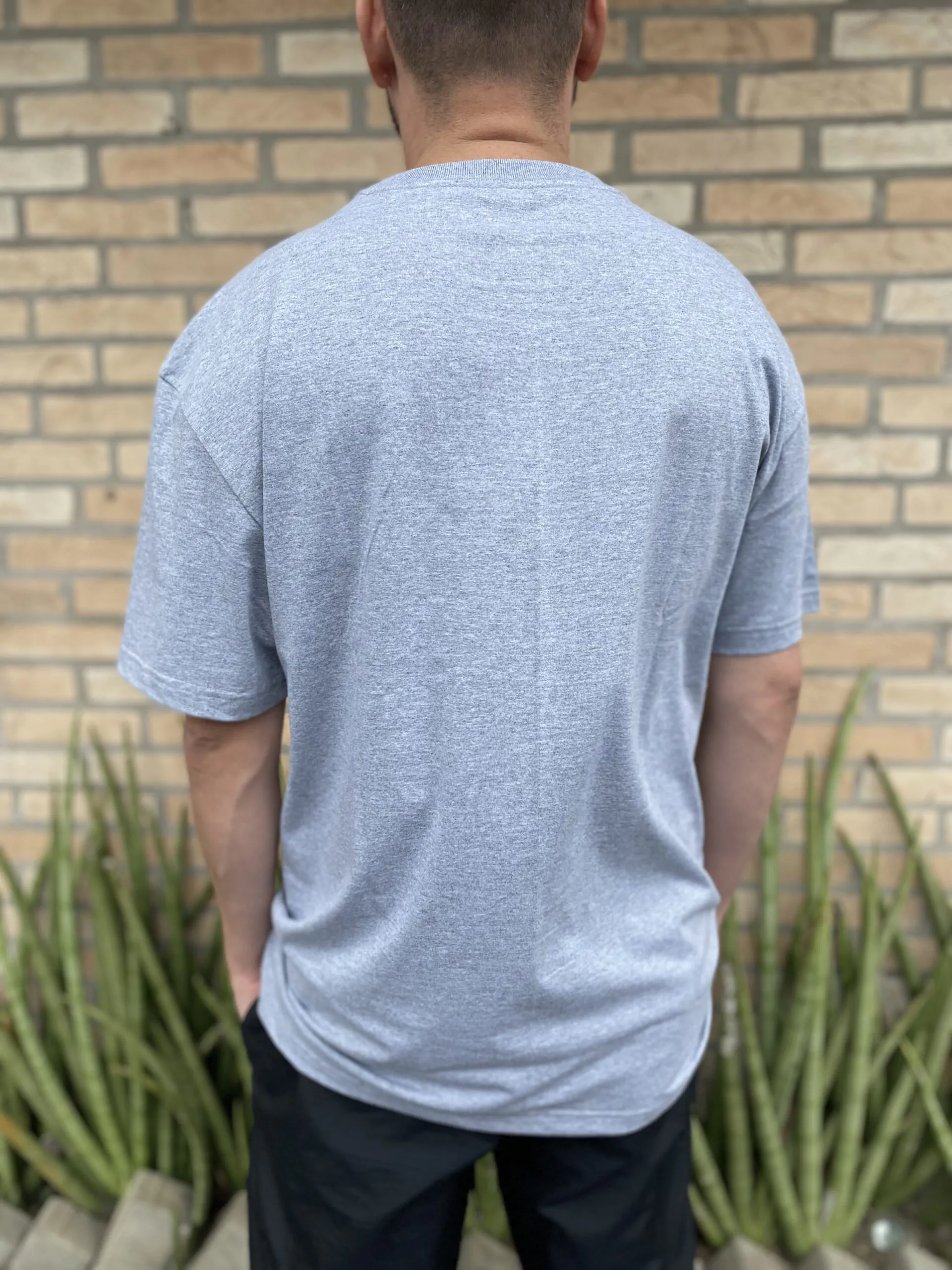 CAMISETA DIAMOND BRILLLIANT LOGO TEE CINZA MESCLA - Imagem 3