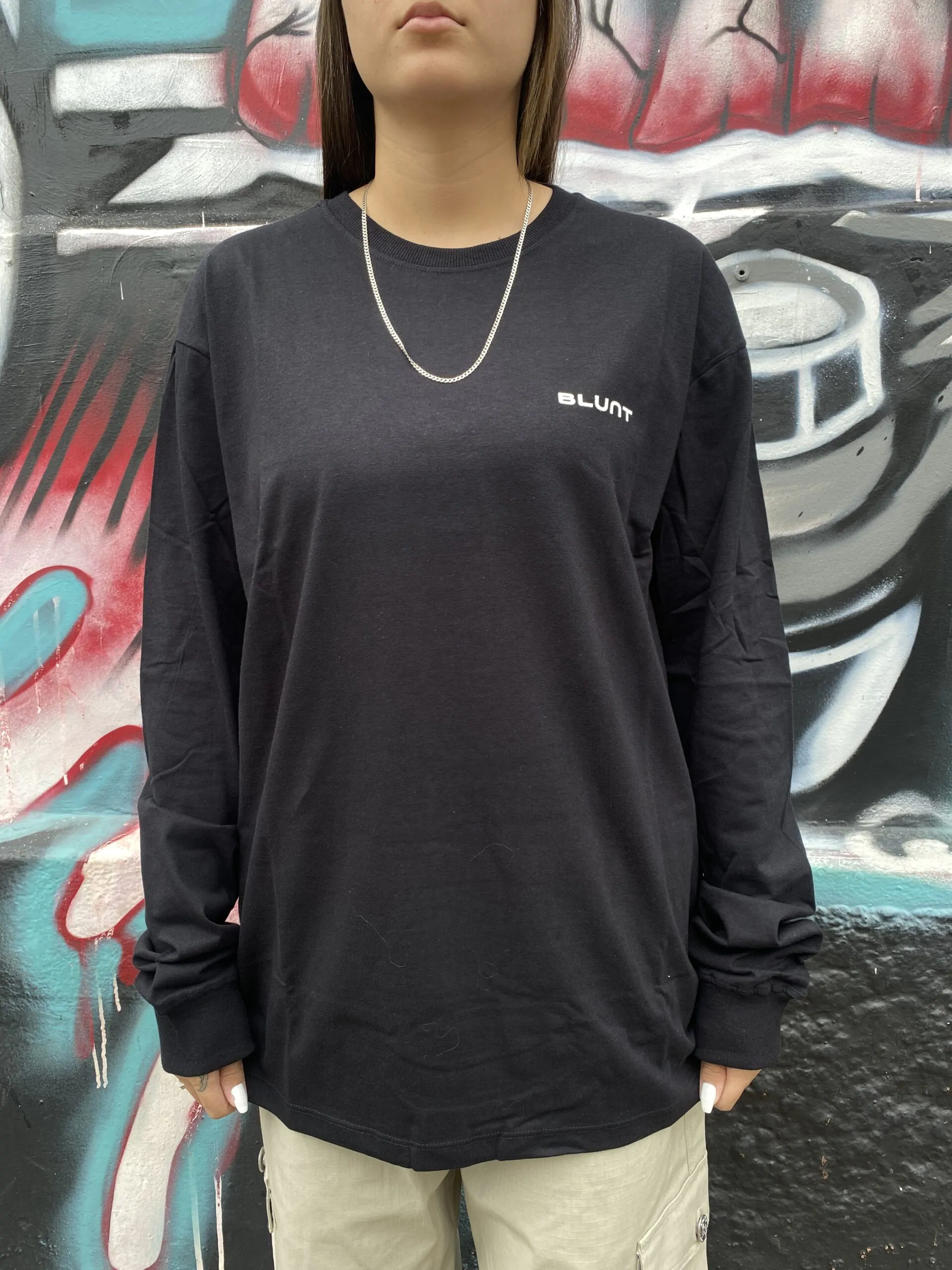 CAMISETA MANGA LONGA BLUNT BASICA PRETA