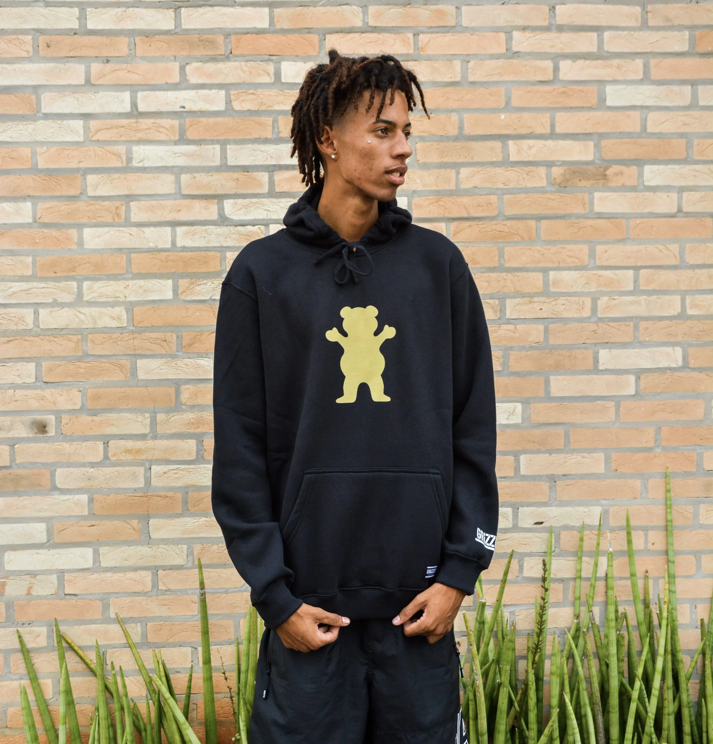 MOLETOM CANGURU GRIZZLY OG BEAR PRETO