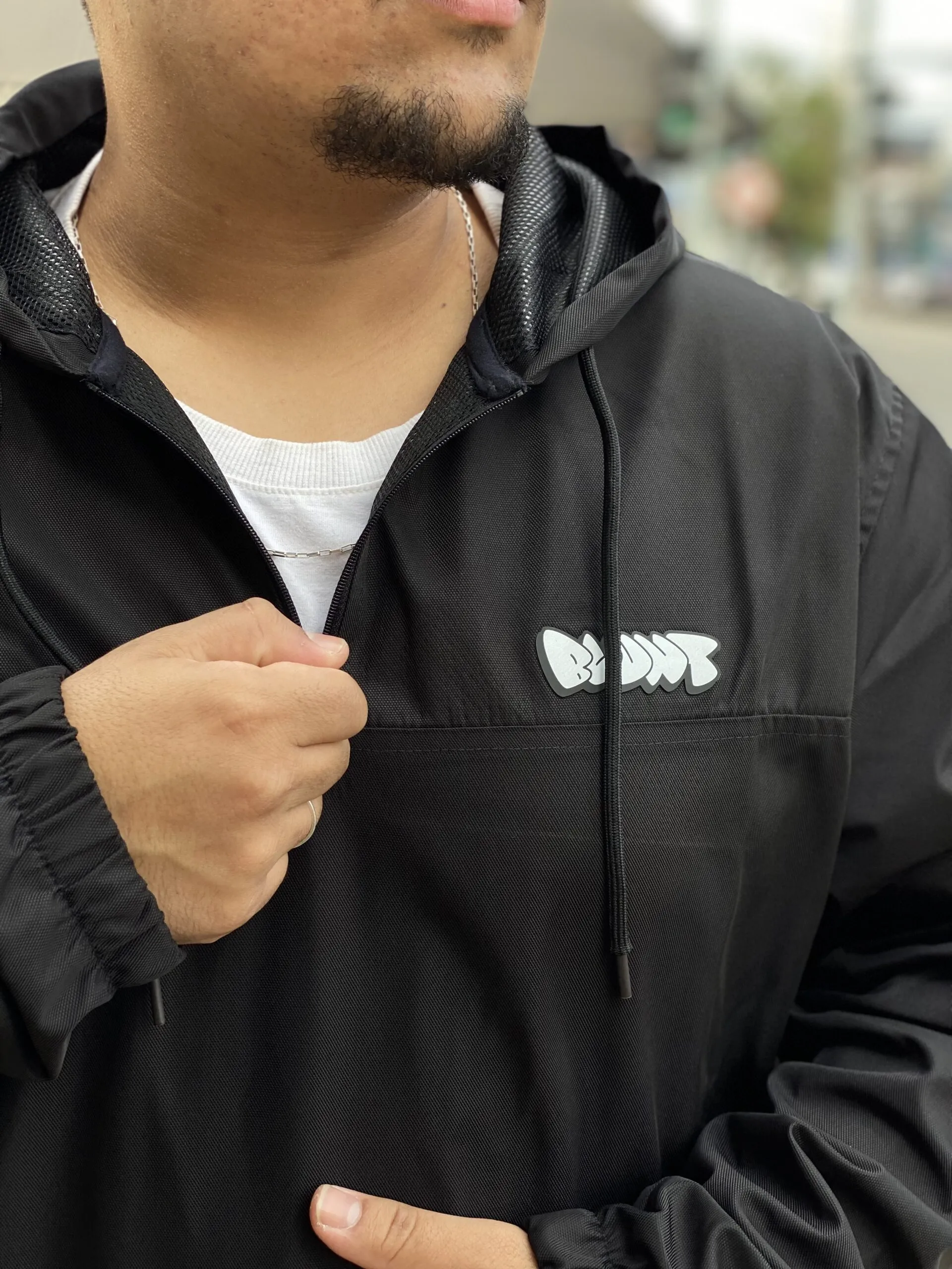 CORTA VENTO CANGURU BLUNT CROTONE PRETO - Imagem 4