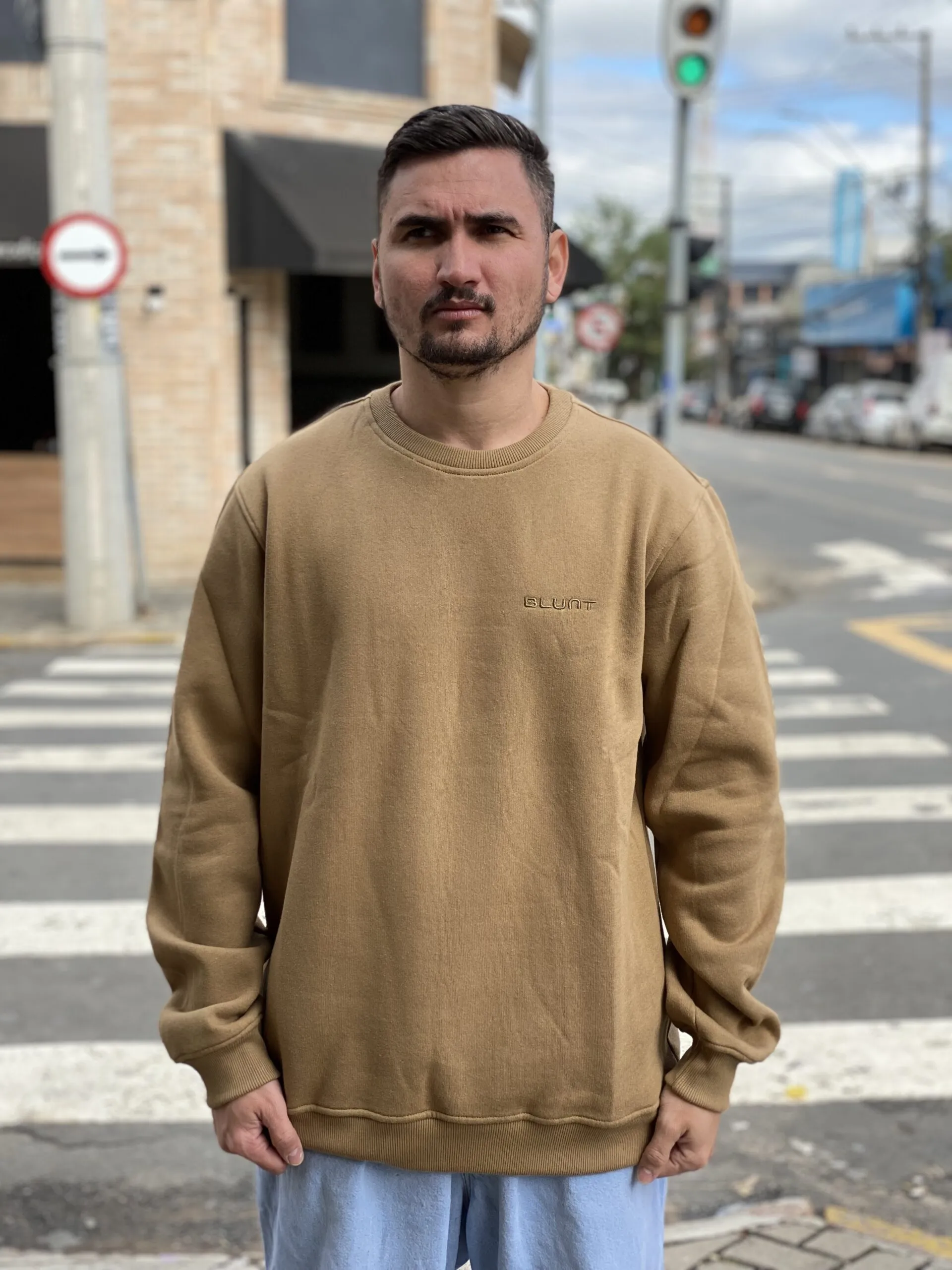 MOLETOM CARECA BASICO BLUNT CAQUI