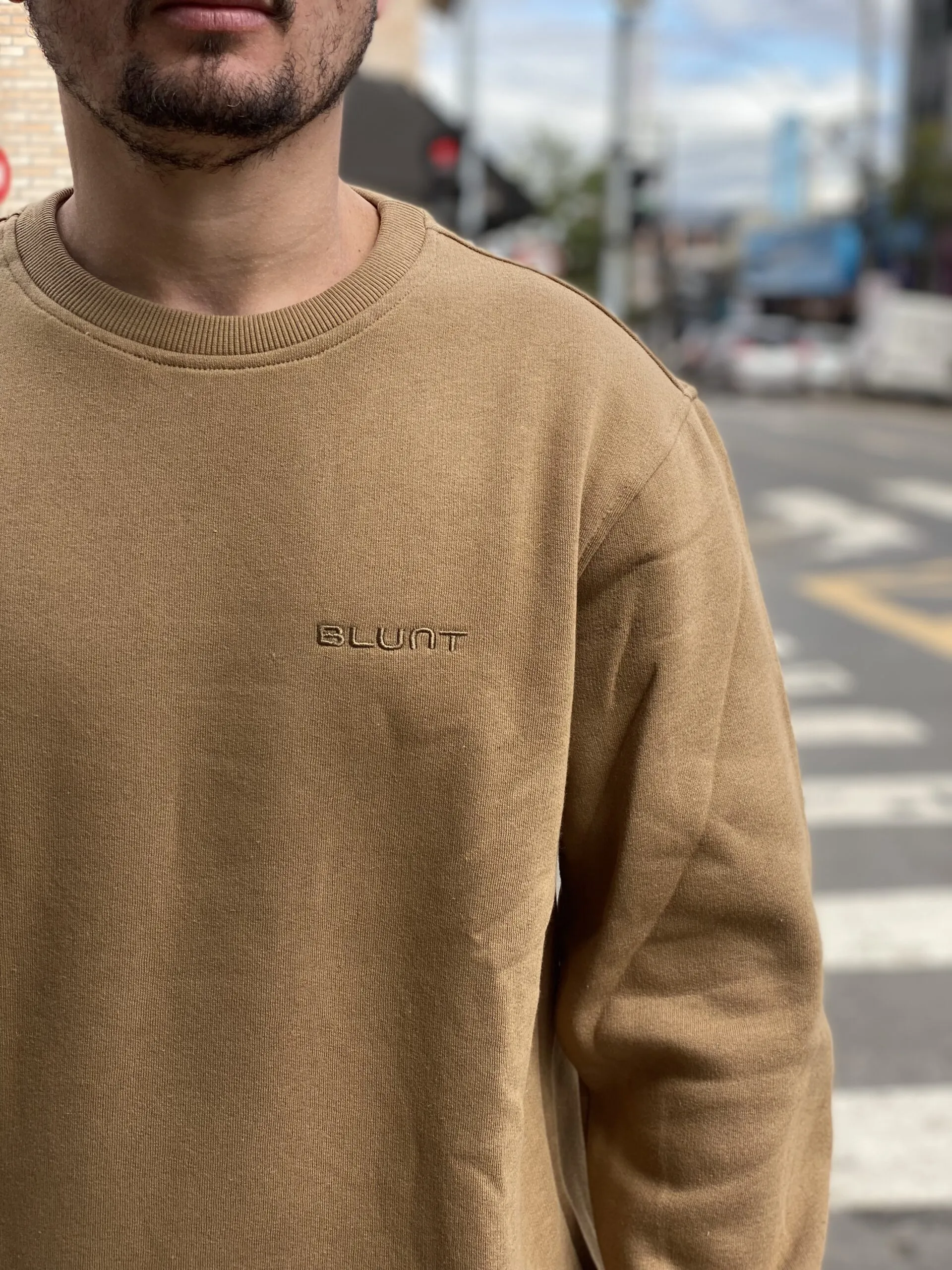 MOLETOM CARECA BASICO BLUNT CAQUI - Imagem 2