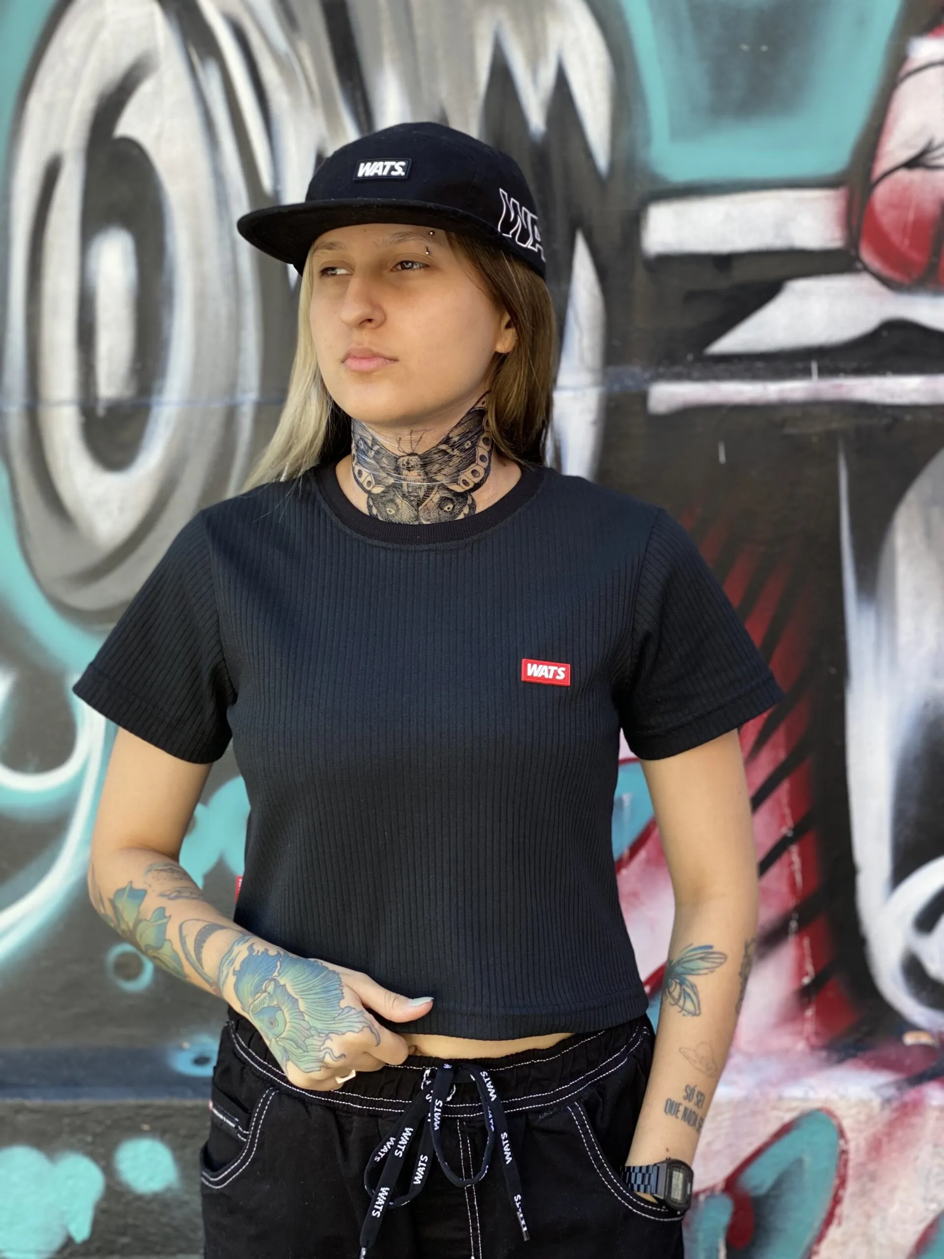 CROPPED WATS BOX CANELADO PRETO