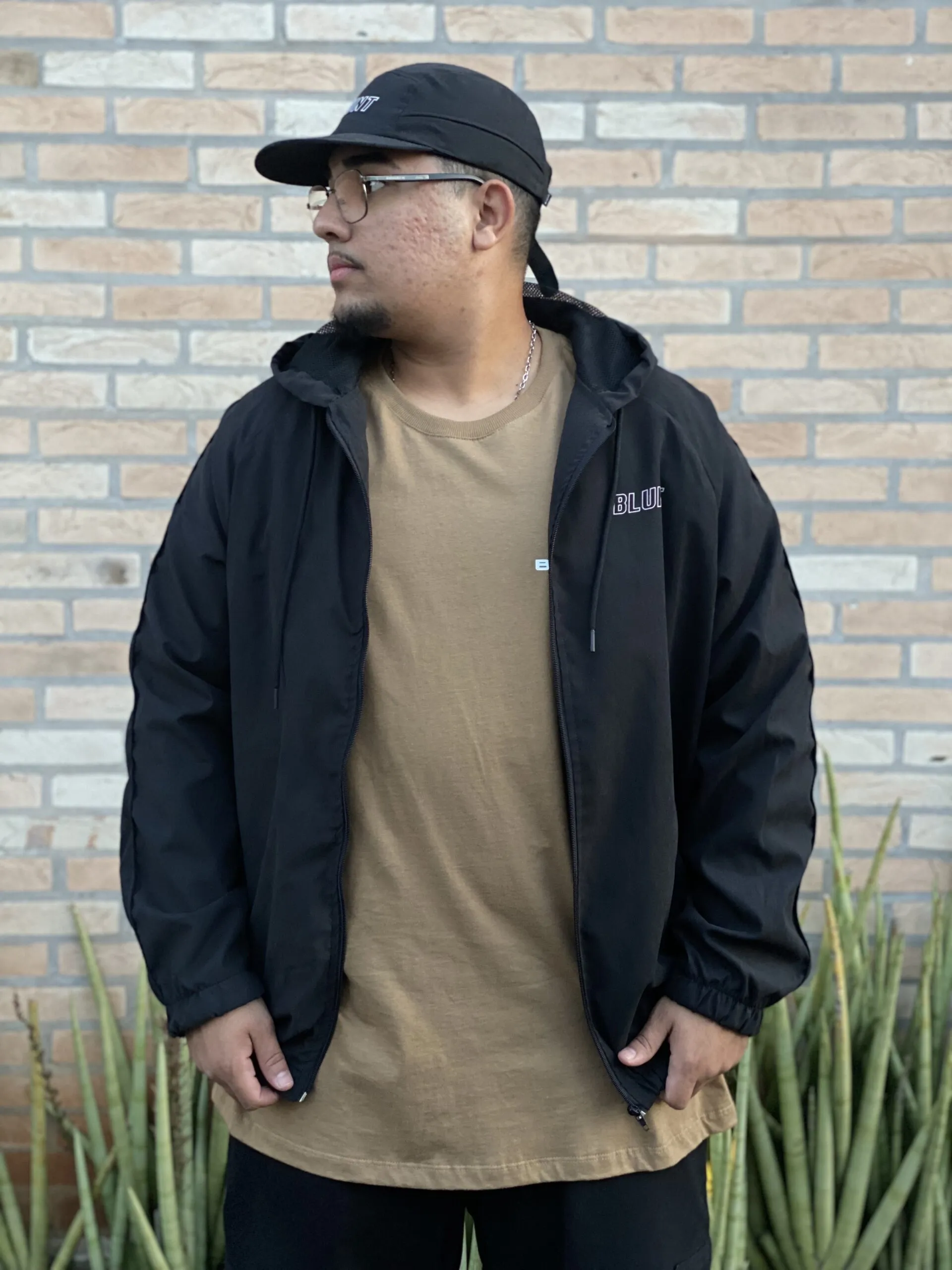 JAQUETA CORTA-VENTO TACTEL BLUNT PRETO