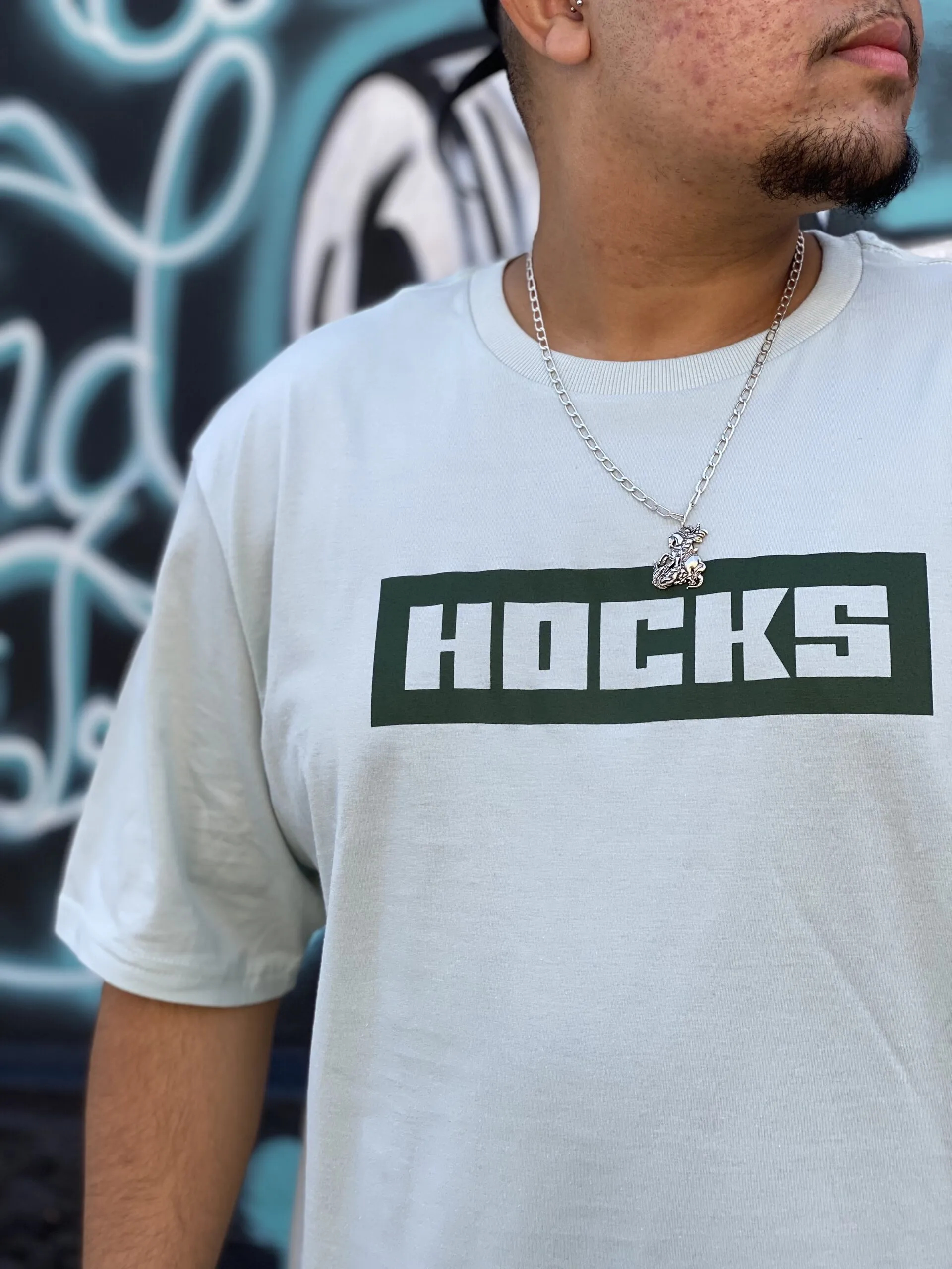 CAMISETA HOCKS PLUS SIZE LOGO VERDE CLARO - Imagem 2