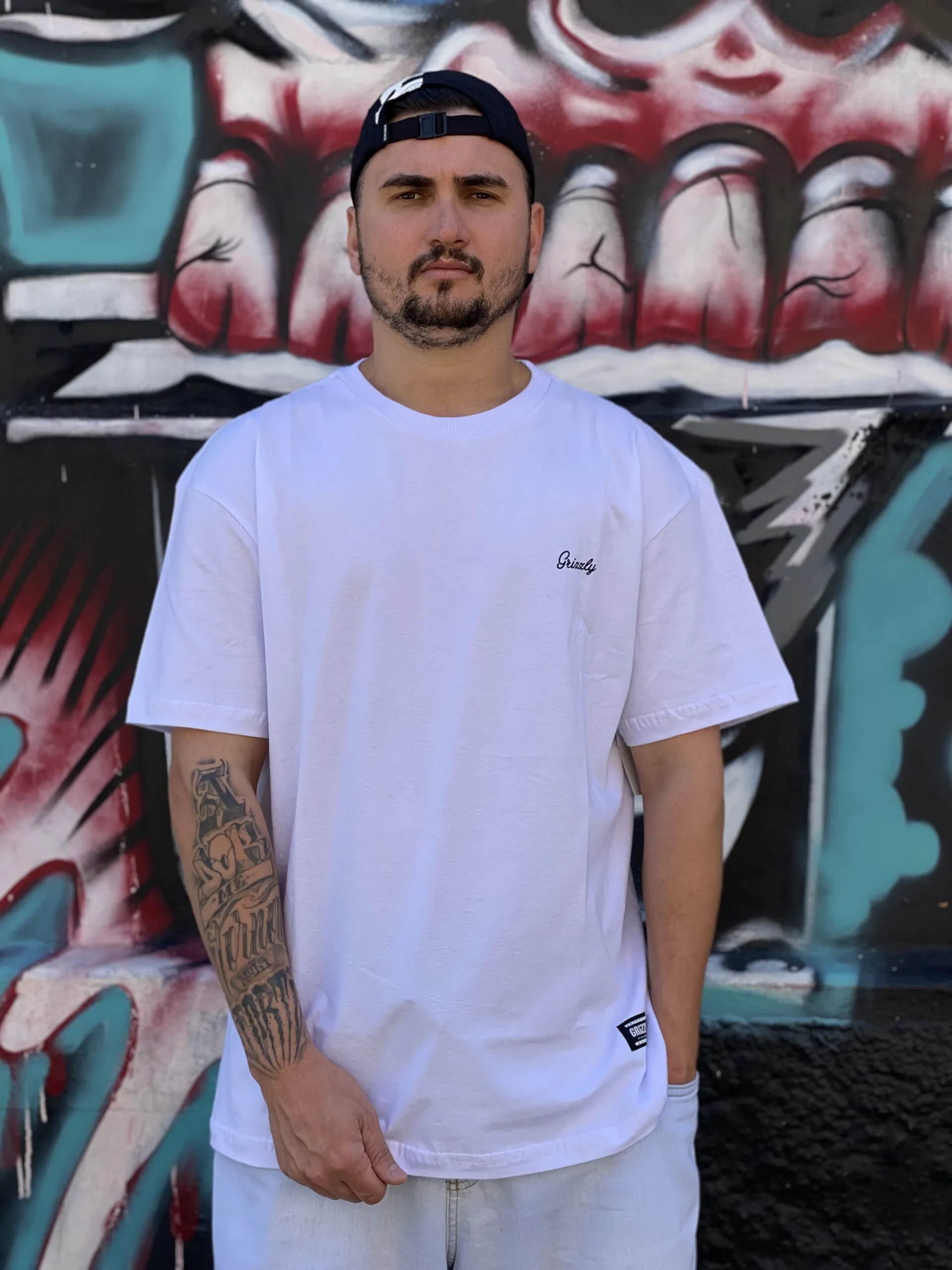 CAMISETA GRIZZLY HITCH HIKE BRANCO - Imagem 2