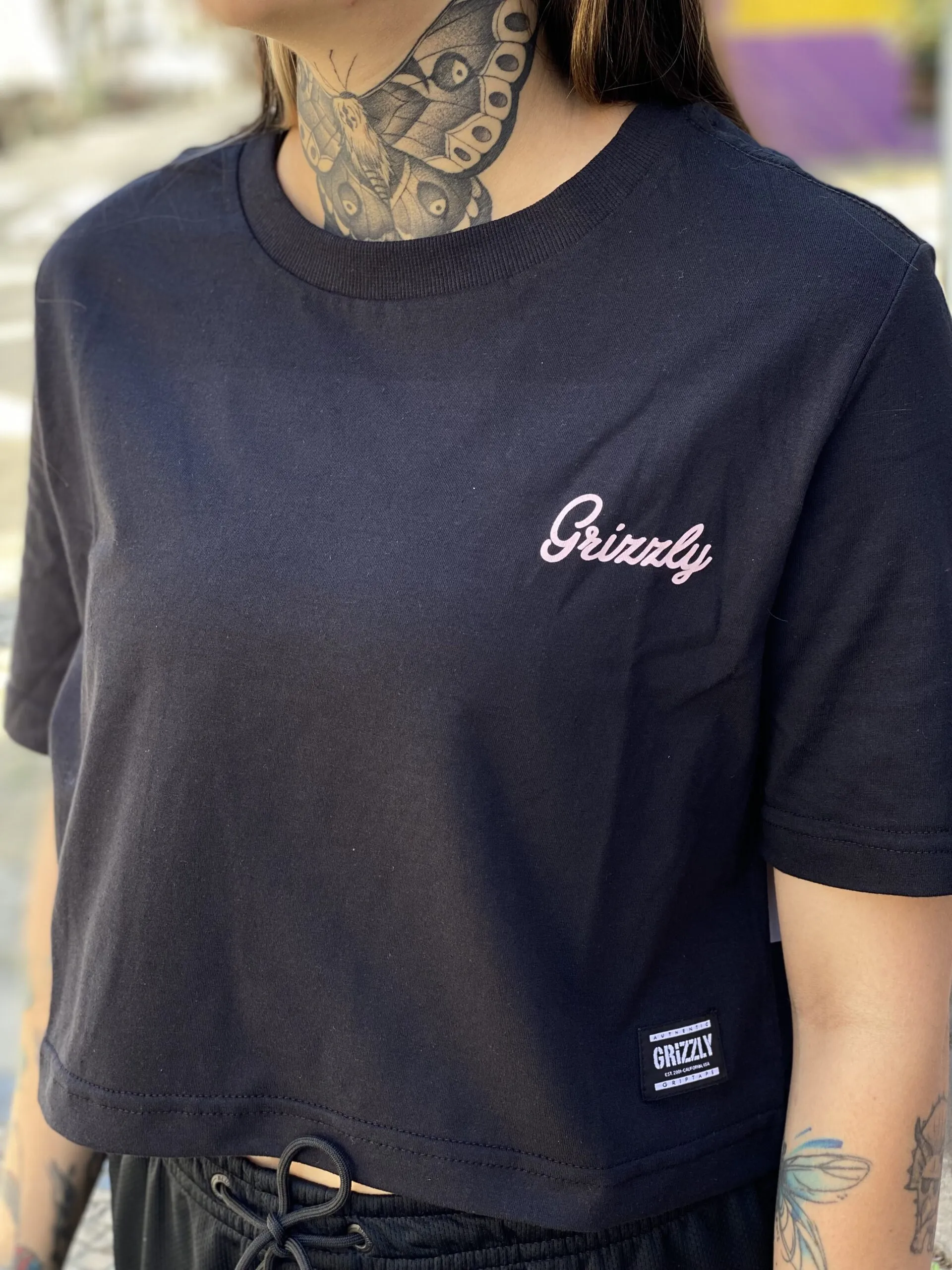 CROPPED GRIZZLY SCRIPT LOGO PRETO - Imagem 2