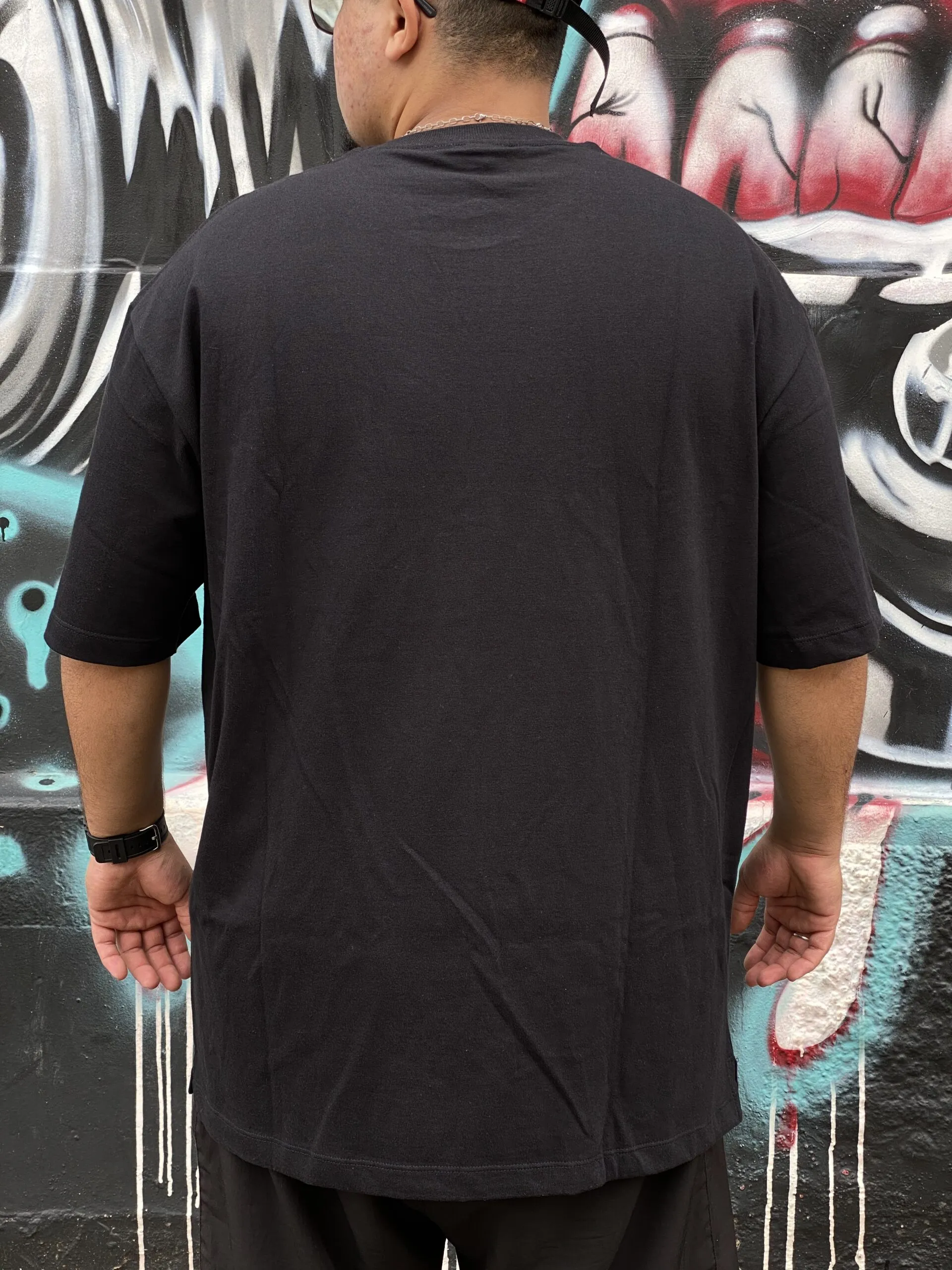 CAMISETA OVERSIZED BLUNT UTICA PRETO - Imagem 3