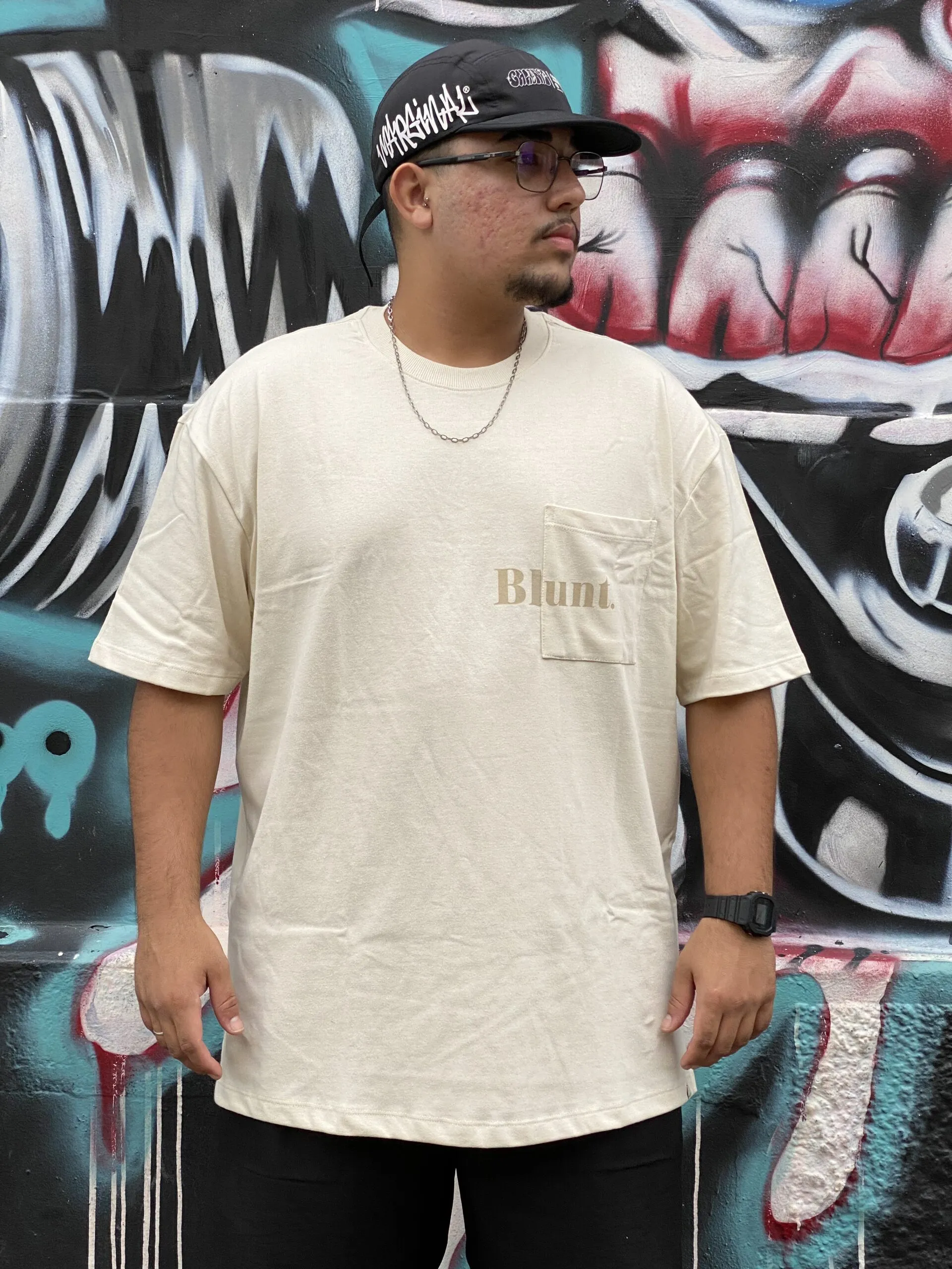 CAMISETA OVERSIZED BLUNT UTICA AREIA