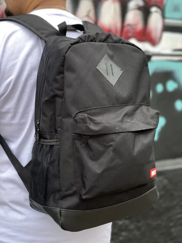 MOCHILA WATS BASIC PRETO - Imagem 2
