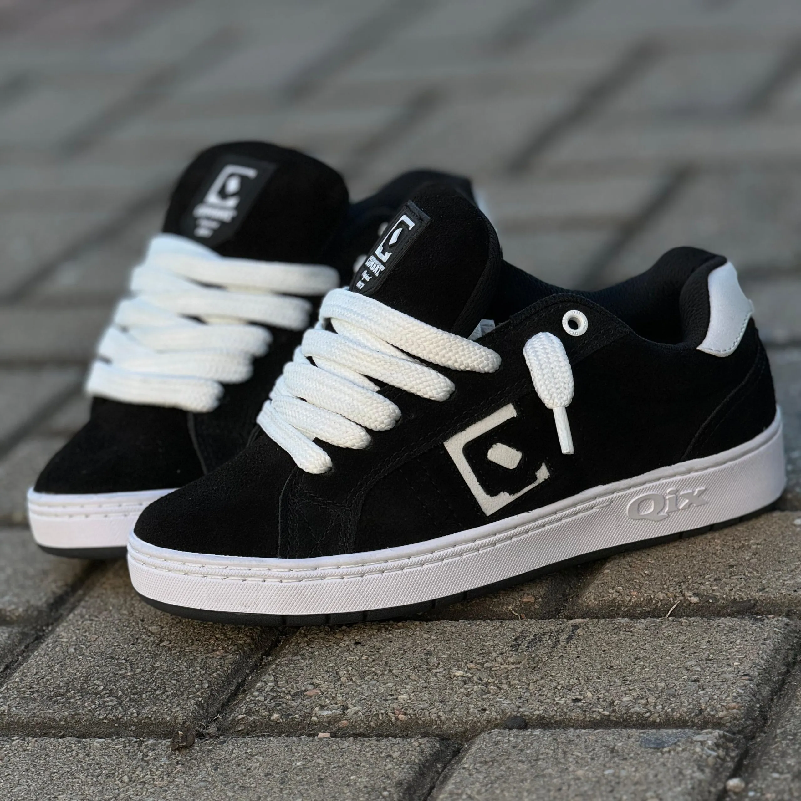 TÊNIS QIX COMBAT SUEDE PRETO BRANCO - Imagem 4