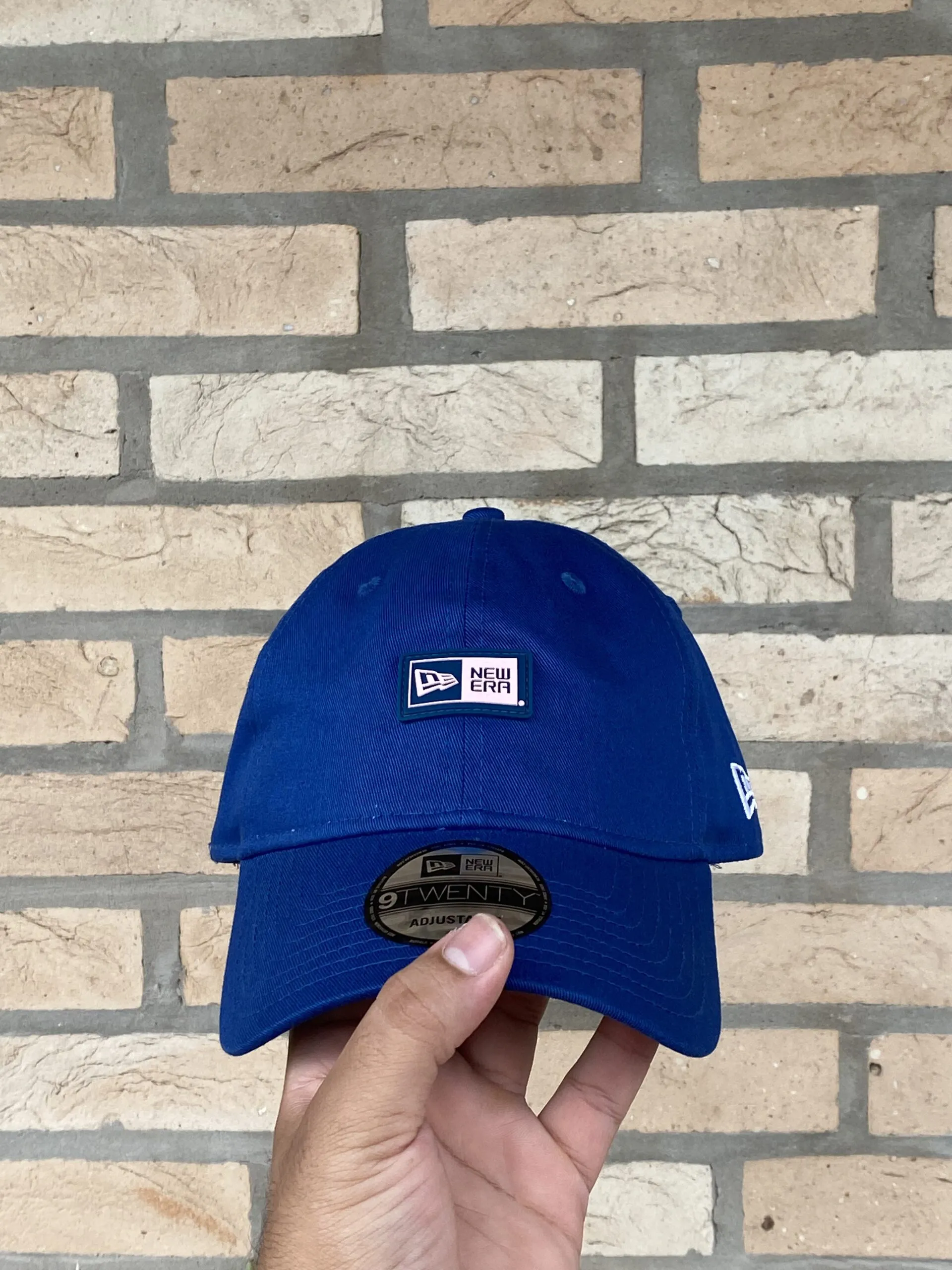 BONÉ NEW ERA DAD HAT LOGO AZUL