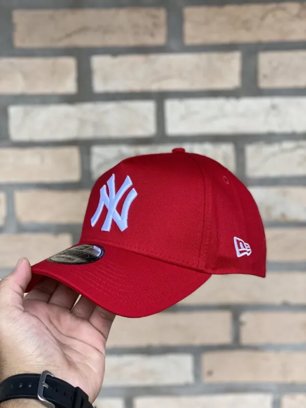 BONÉ NEW ERA ABA CURVA CORE NY VERMELHO - Imagem 2