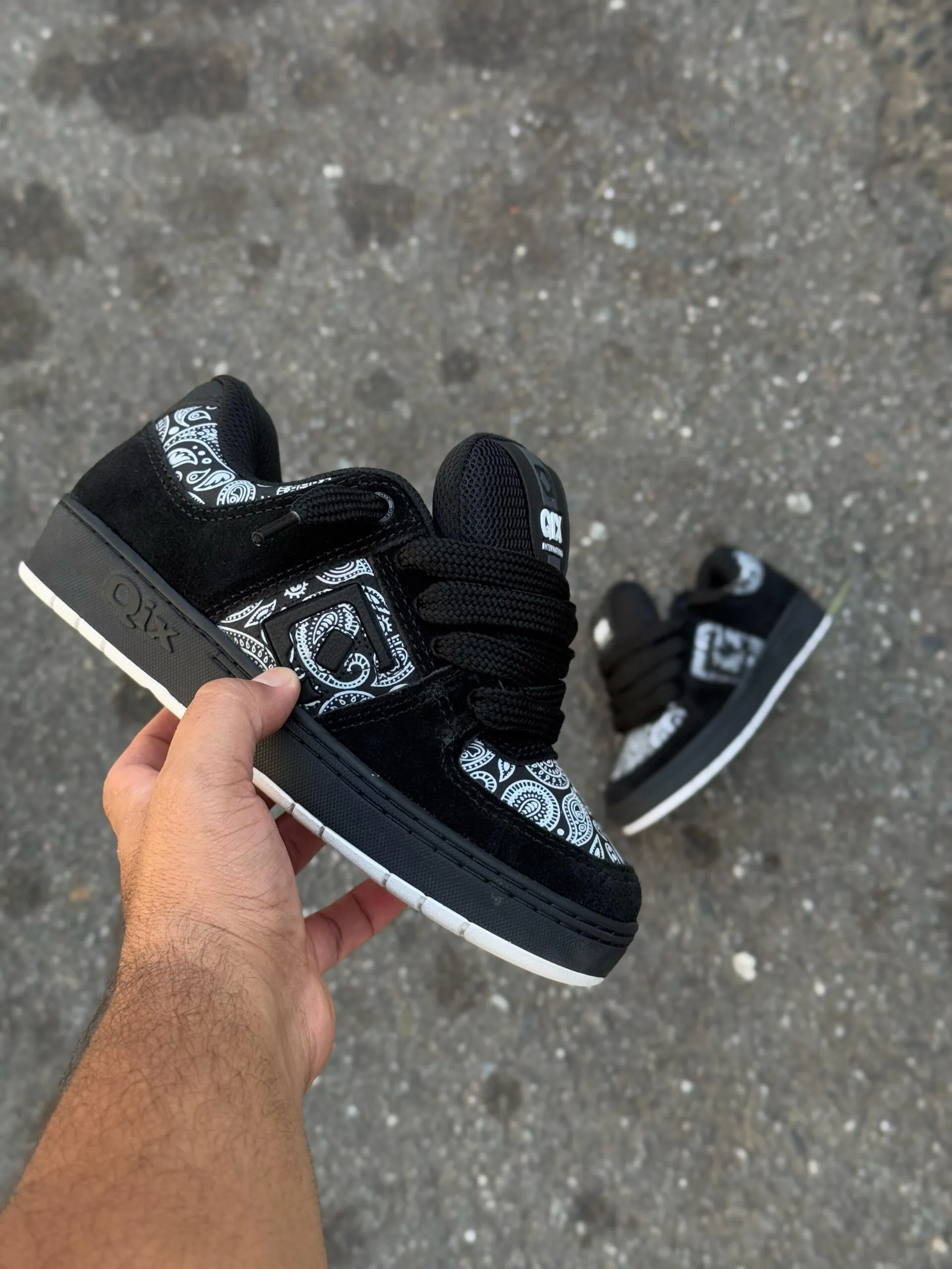 TÊNIS QIX 90S OG PRETO BRANCO - Imagem 6