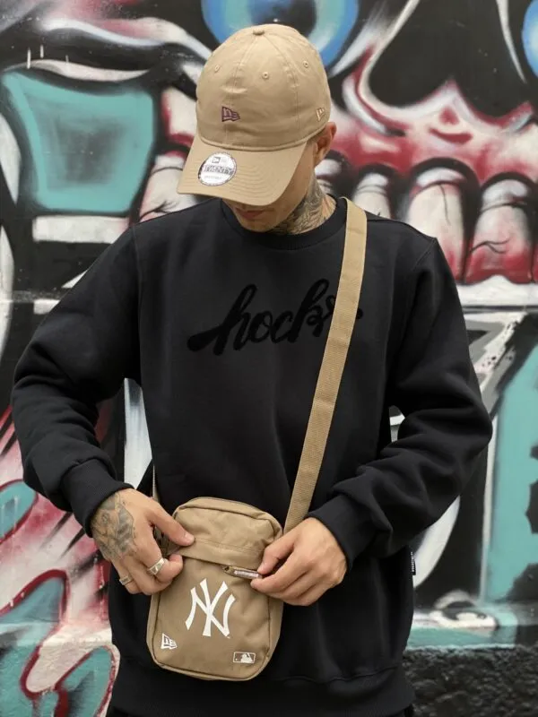 SHOULDER BAG SIDE NEW ERA NY KAKI - Imagem 2
