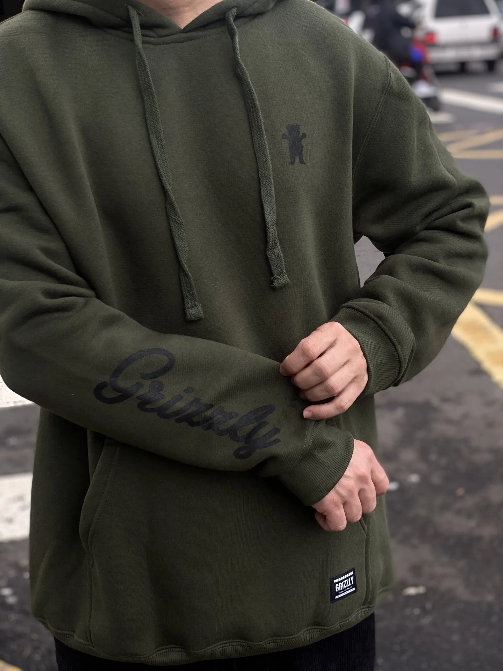 MOLETOM CANGURU GRIZZLY MINI OG BEAR VERDE MILITAR - Imagem 2