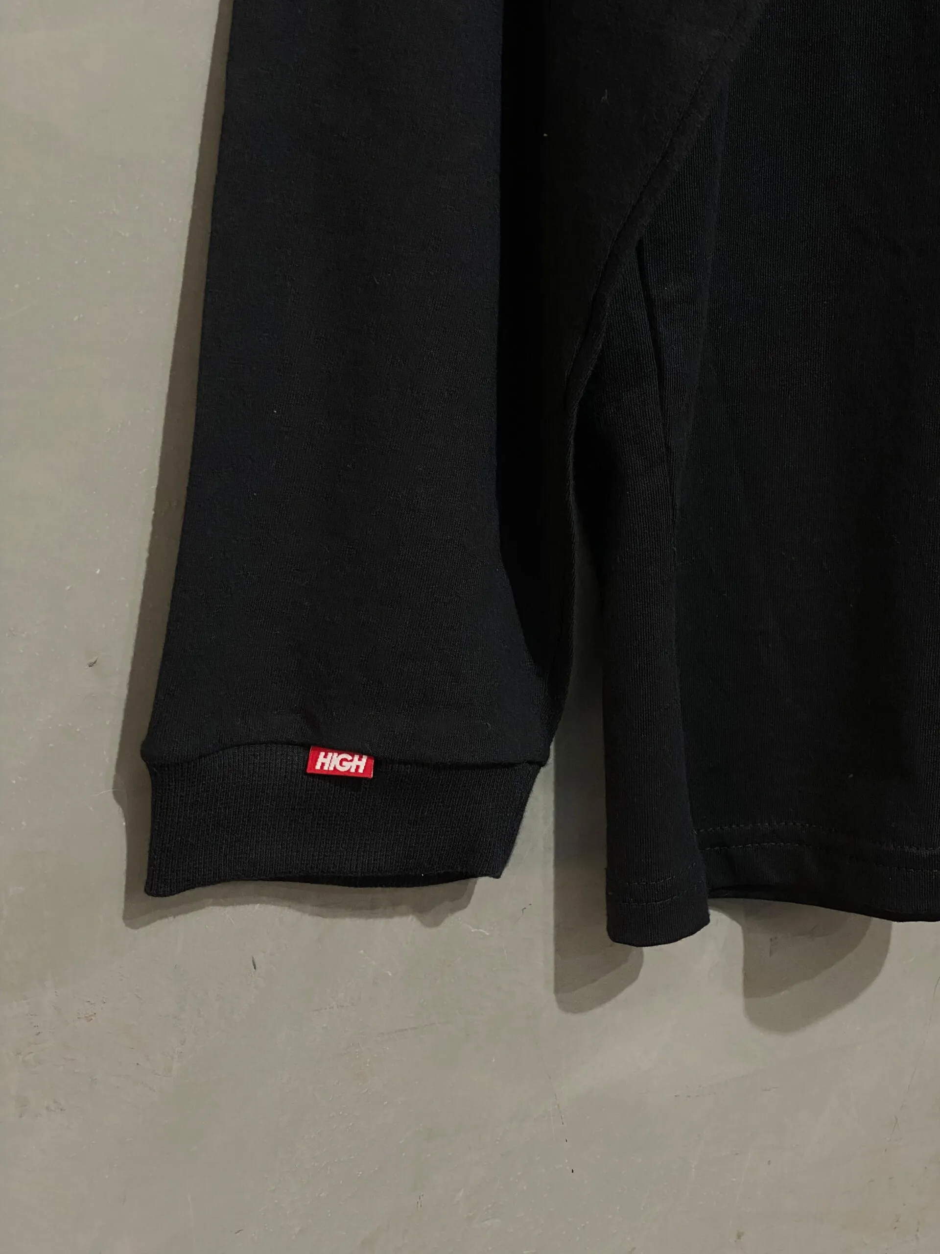 CAMISETA LONGSLEEVE HIGH CLAY BLACK - Imagem 2