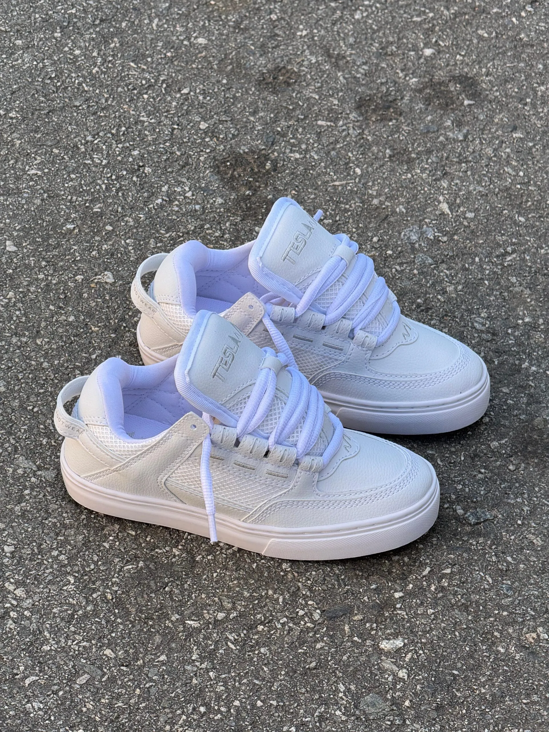 Tênis Tesla Coil All White - Imagem 2