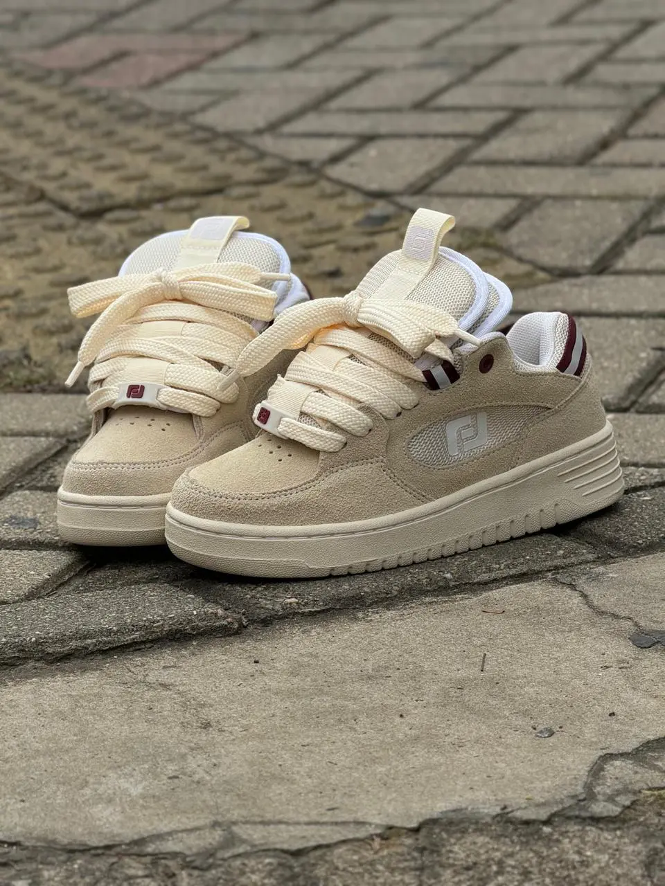 Tênis Freeday Switch  Creme Bordô - Imagem 11