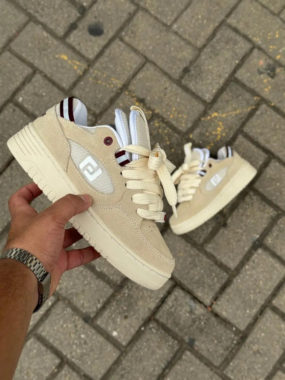 Tênis Freeday Switch  Creme Bordô - Imagem 4