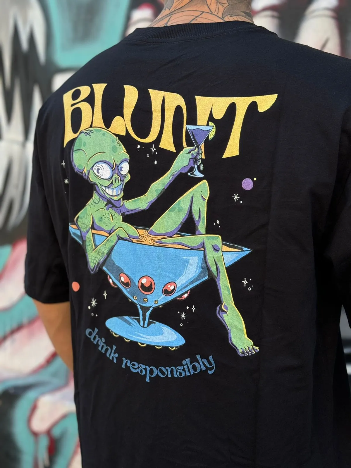 CAMISETA BLUNT DRINK RESPONSIBLY PRETO - Imagem 3
