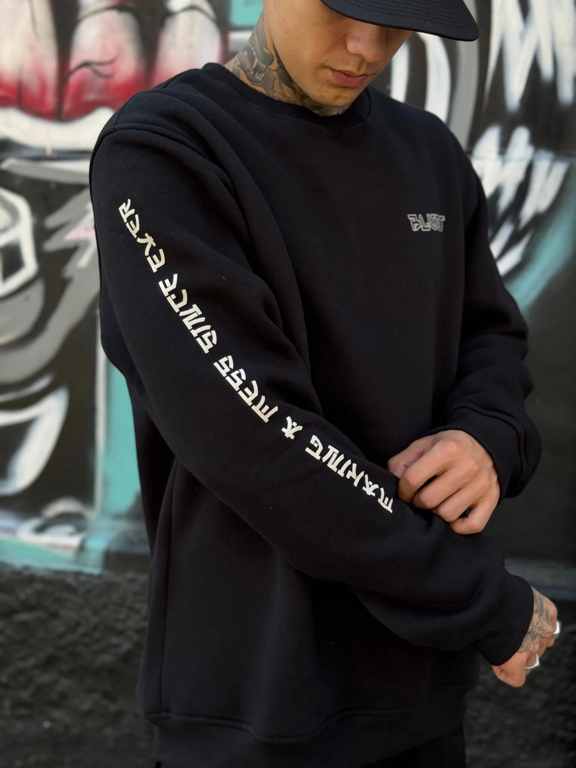 MOLETOM CARECA BLUNT ANIMETHUNDER PRETO - Imagem 4