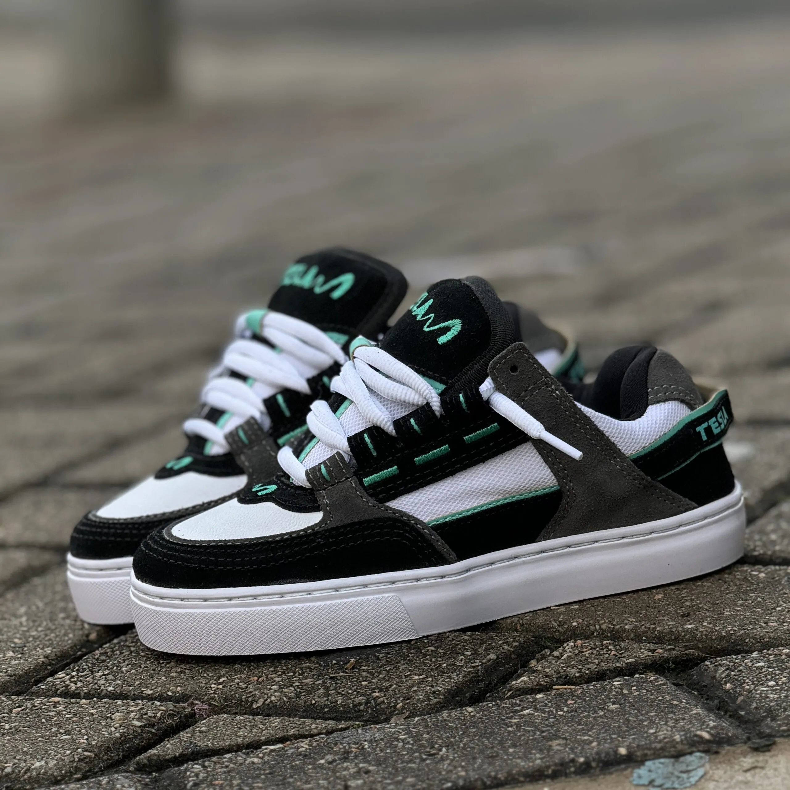 TÊNIS TESLA COIL BW TIFFANY - Imagem 6