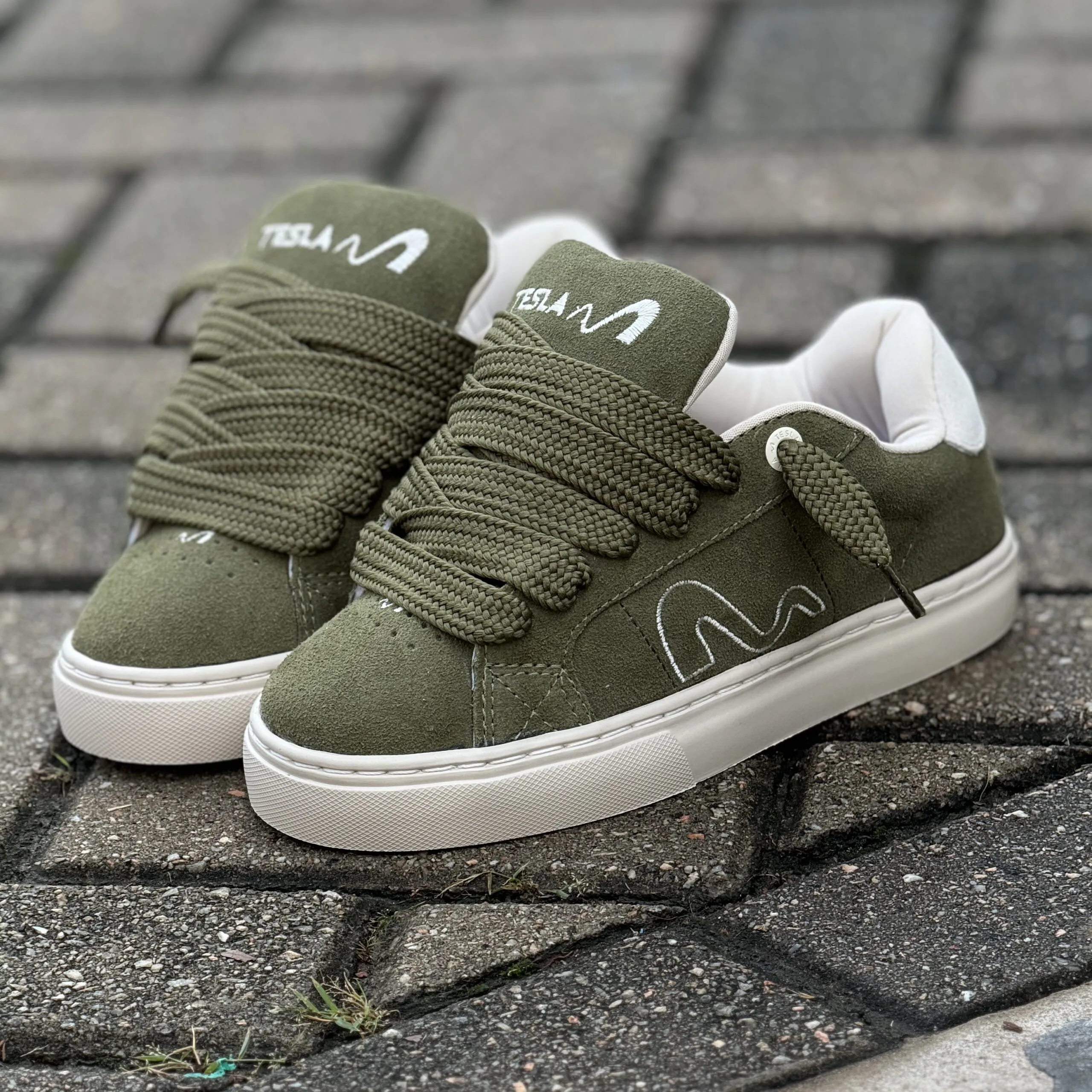 TÊNIS TESLA HERTZ OLIVE