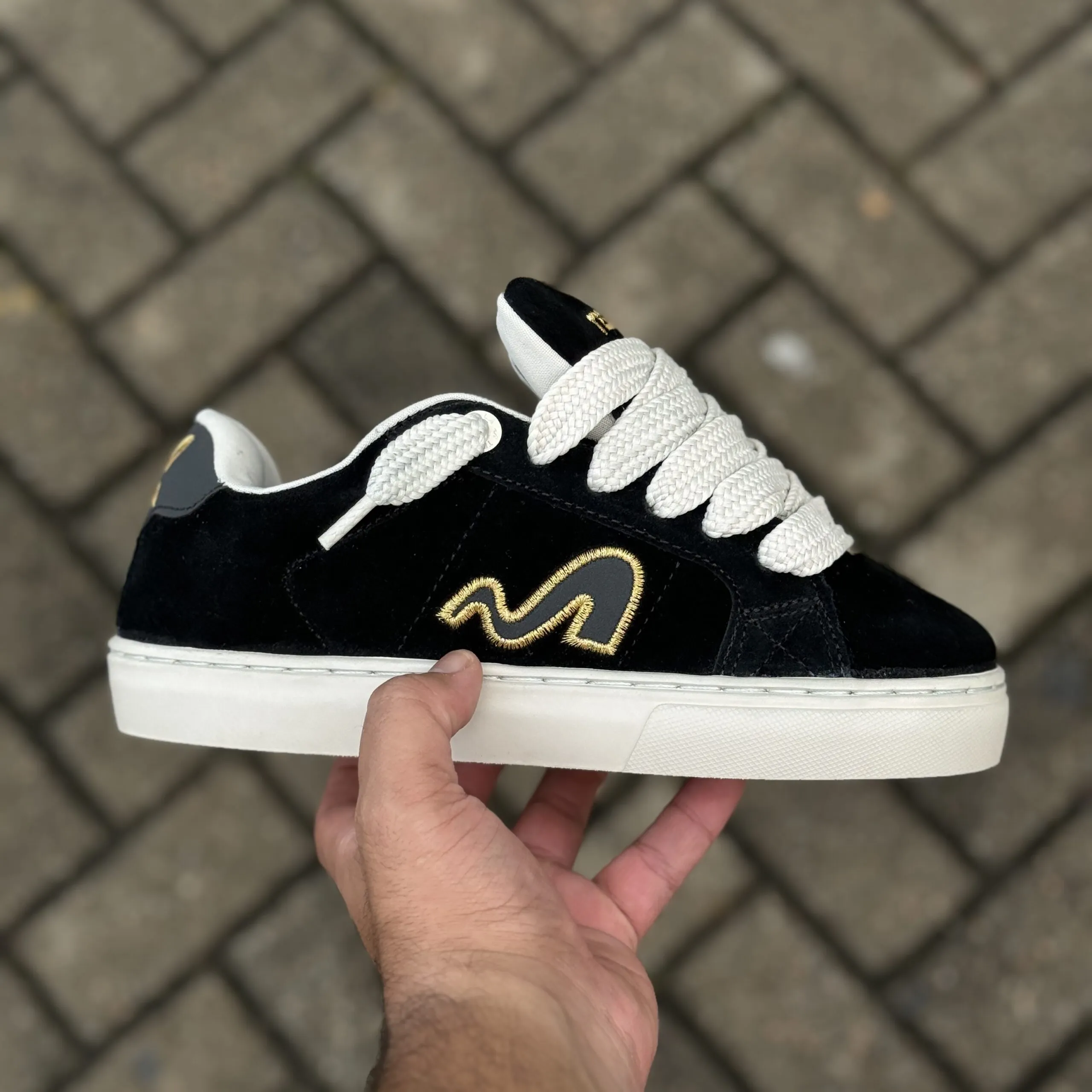 TÊNIS TESLA HERTZ BLACK GOLD - Imagem 6